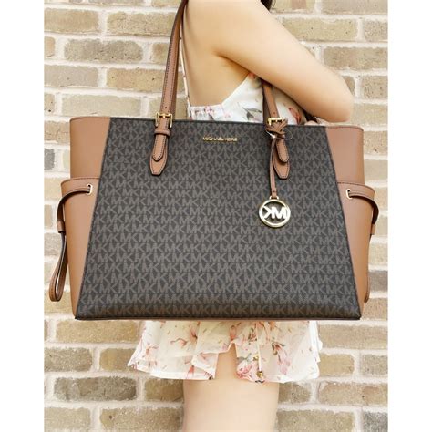 micheal kors handbags|micheal kors handbag price.